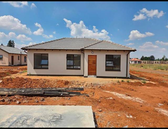 3 BEDROOM HOUSE FOR SALE IN WINDMILL PARK